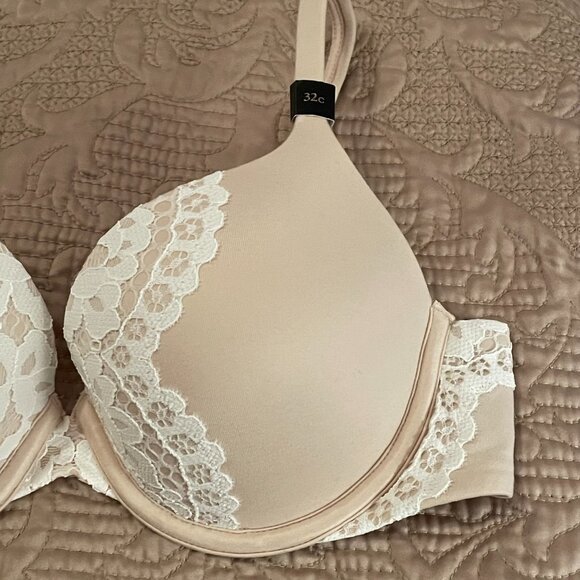 NEW! Victoria’s Secret Body by Victoria Perfect Shape Bra 32C - Picture 4 of 9